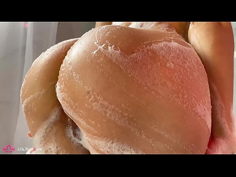 ❤️ Brunetta masturba la figa con il vibratore fino ad un intenso orgasmo sotto la doccia ️ Porno belloal it.pornosexphoto.ru ❤️